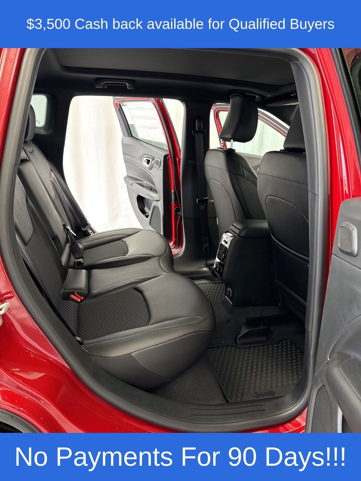 New 2025 Jeep Compass Latitude w/ Sun & Sound Group image 32