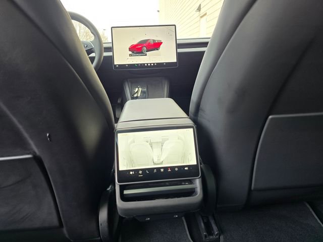 Used 2024 Tesla Model 3 Long Range image 31