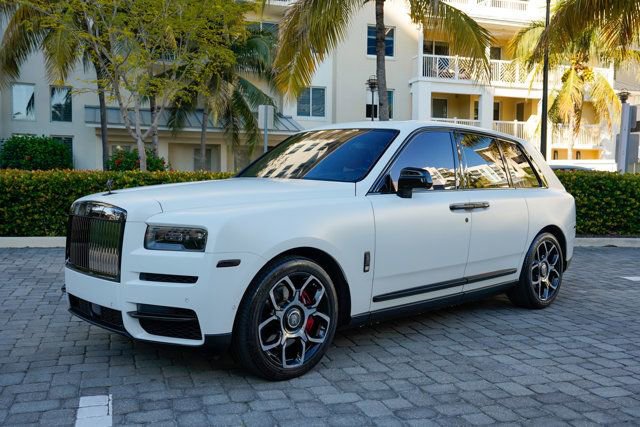 Used 2023 Rolls-Royce Cullinan Black Badge w/ Driver's Package image 7