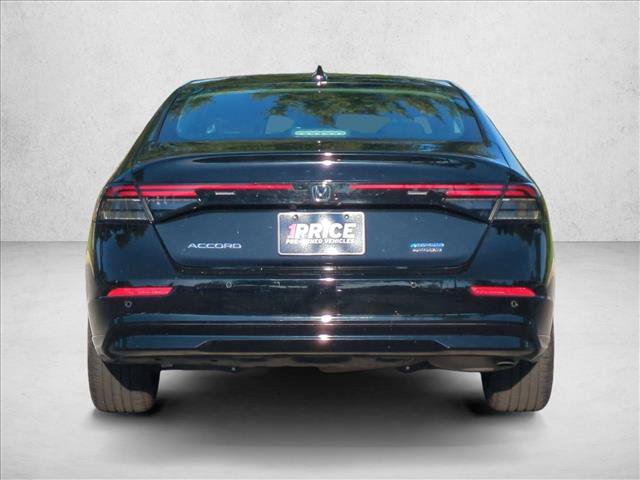 Used 2024 Honda Accord Touring image 7