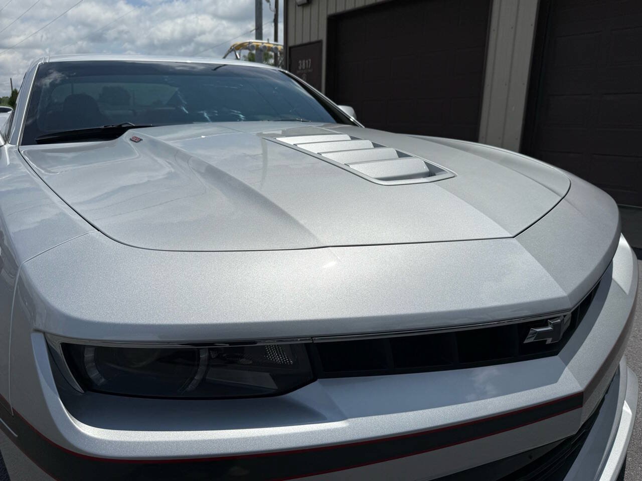 Used 2015 Chevrolet Camaro SS w/ Commemorative Special Edition RWD image 21