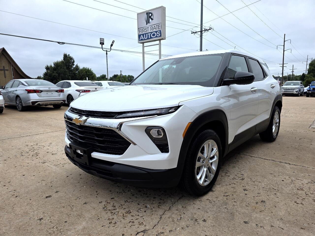 Used 2025 Chevrolet TrailBlazer LS w/ LS Convenience Package image 3