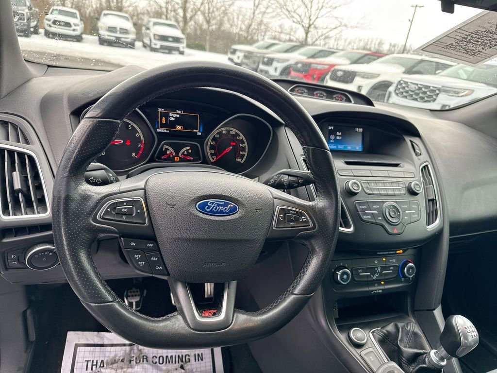 Used 2015 Ford Focus ST image 11