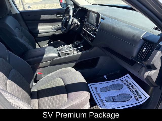 Certified 2023 Nissan Pathfinder SV w/ SV Premium Package AWD/4WD image 15