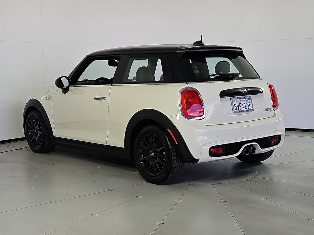 Used 2016 MINI Cooper S FWD image 9