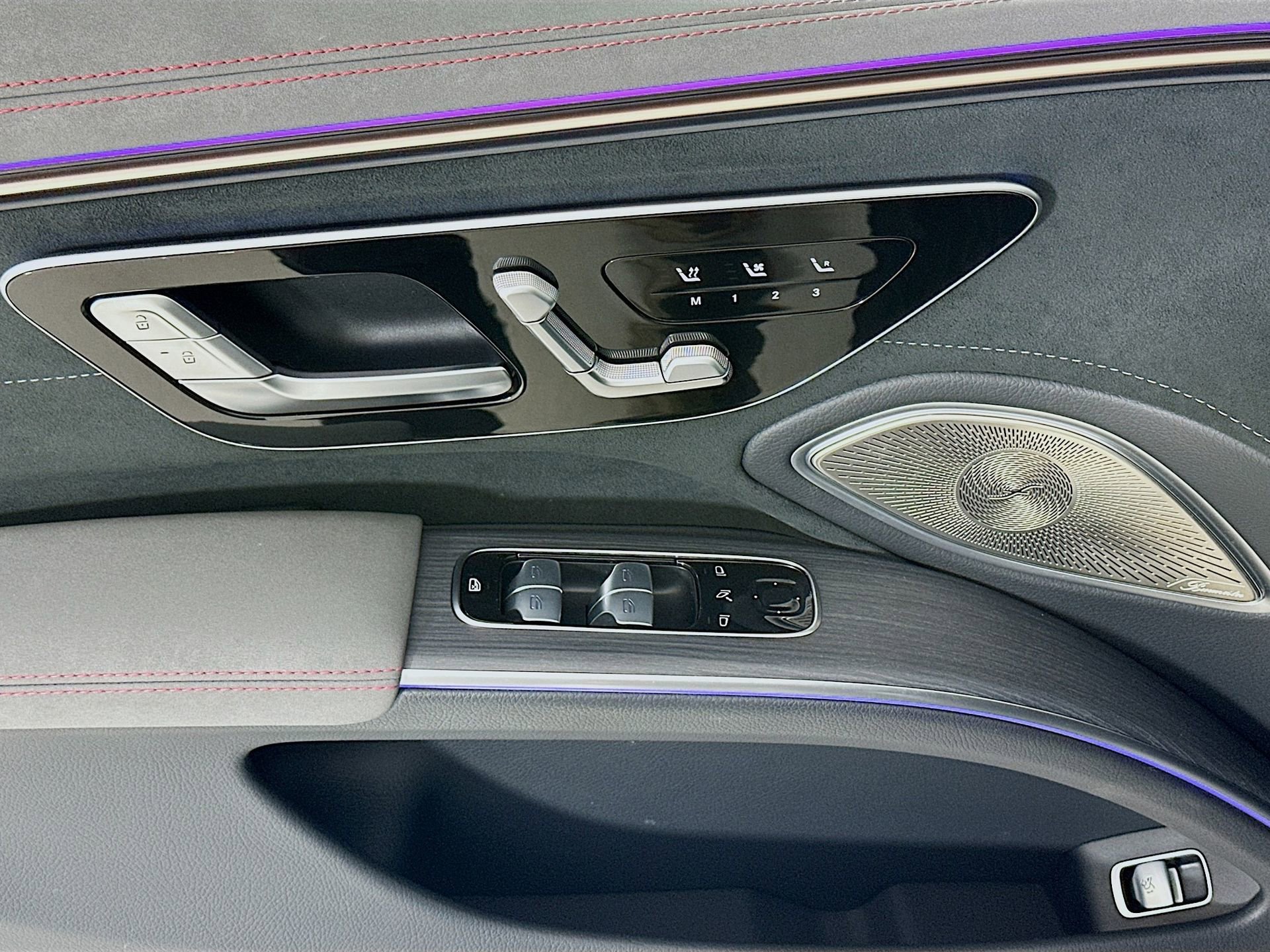 Used 2023 Mercedes-Benz EQS 580 4MATIC Sedan image 19