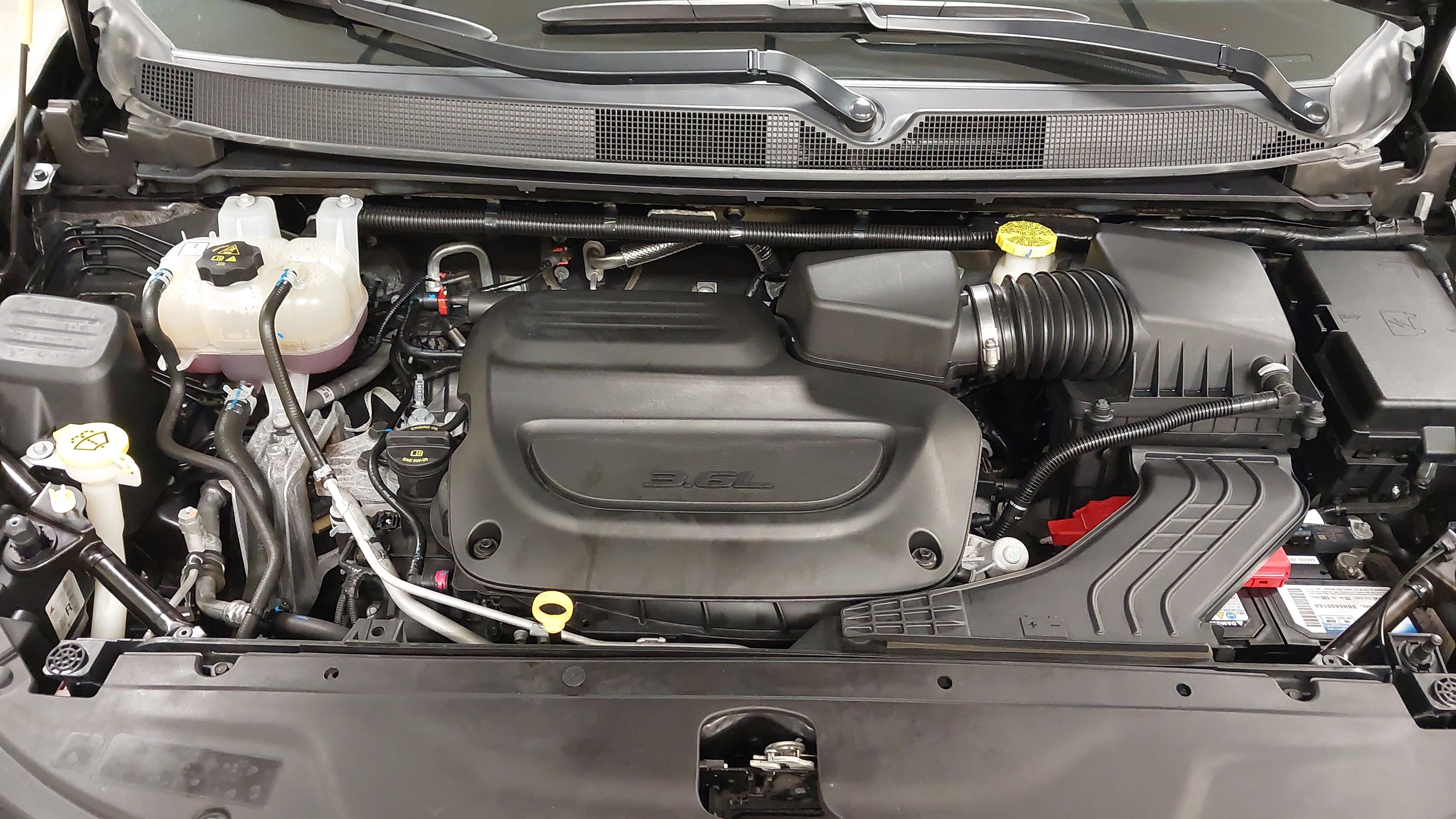 Used 2024 Chrysler Pacifica Touring-L image 30