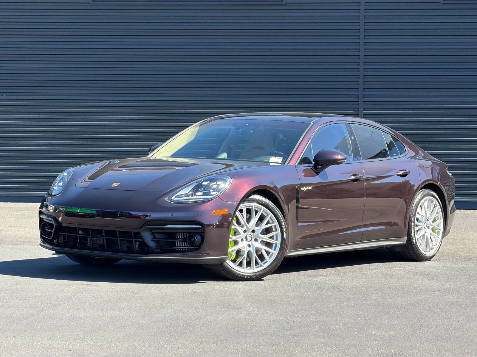 Used 2023 Porsche Panamera AWD/4WD image 2