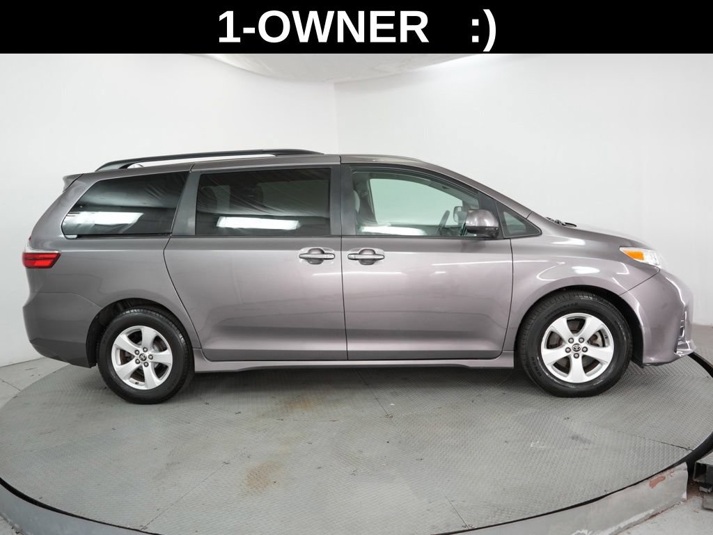 Used 2020 Toyota Sienna LE FWD image 5