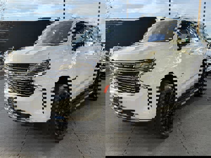 Used 2023 Chevrolet Tahoe Premier w/ Advanced Technology Package image 2