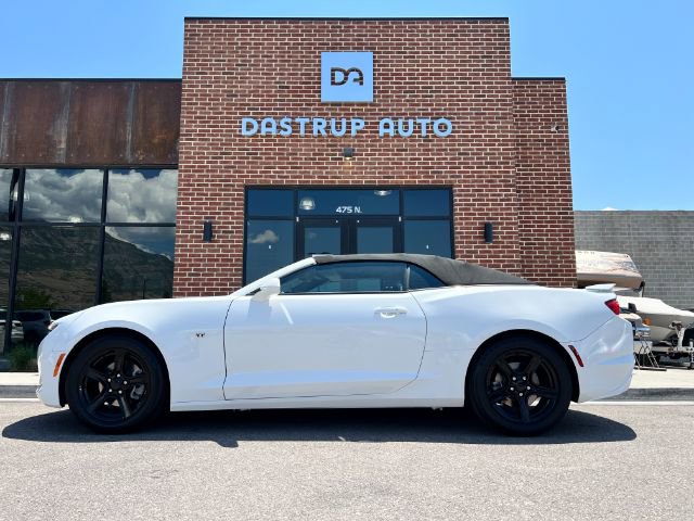 Used 2023 Chevrolet Camaro LT image 3