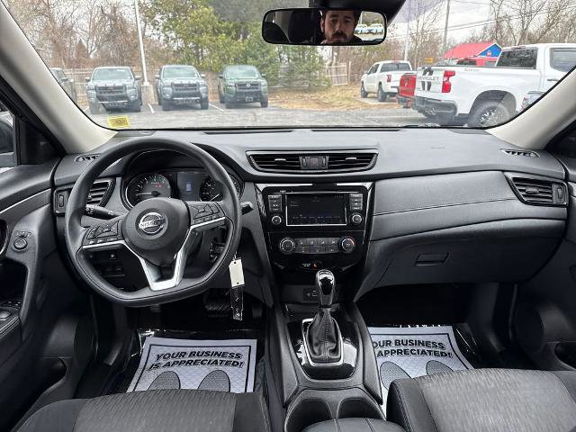 Certified 2020 Nissan Rogue S image 18