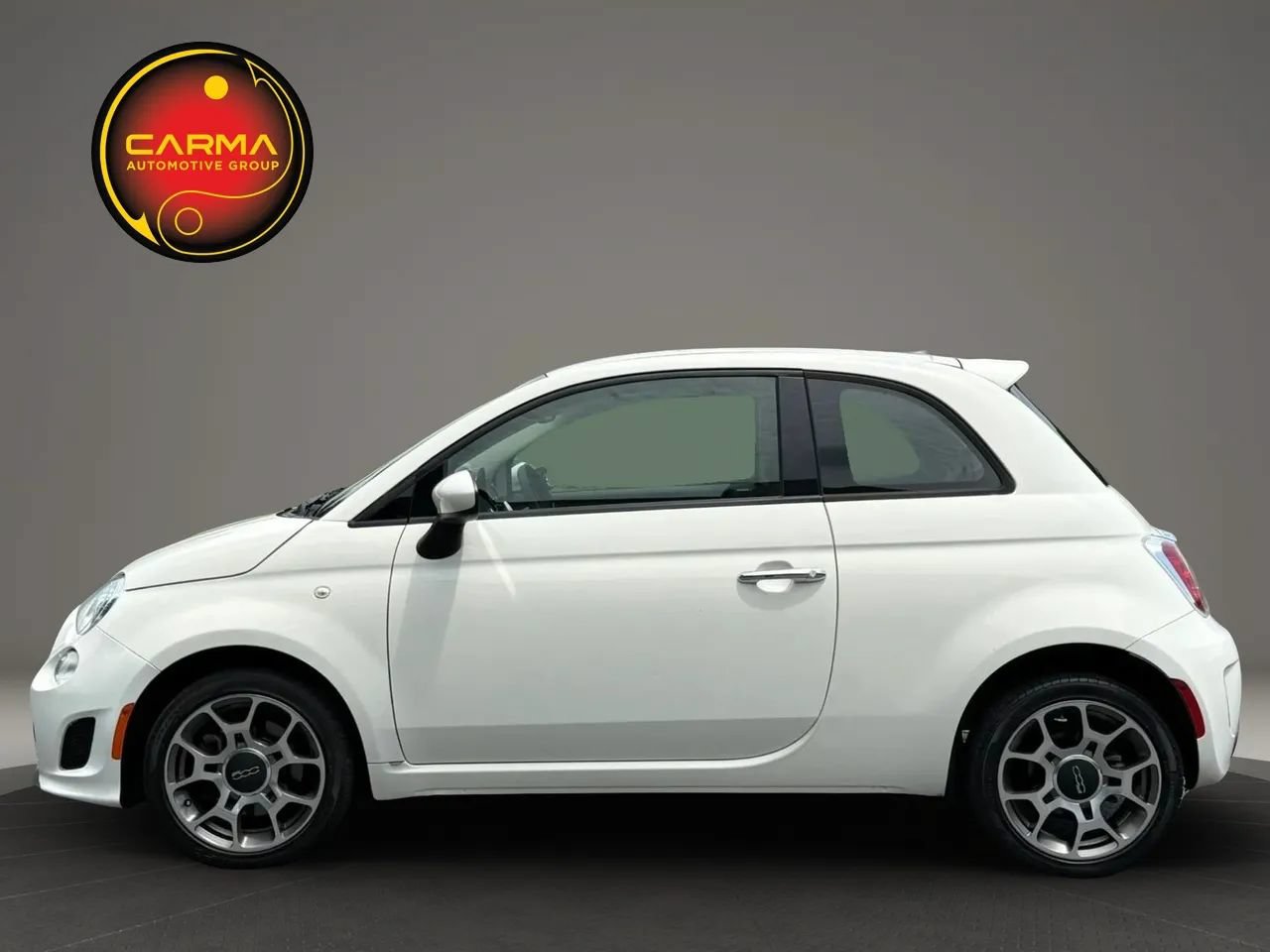 Used 2019 FIAT 500 Pop FWD image 2