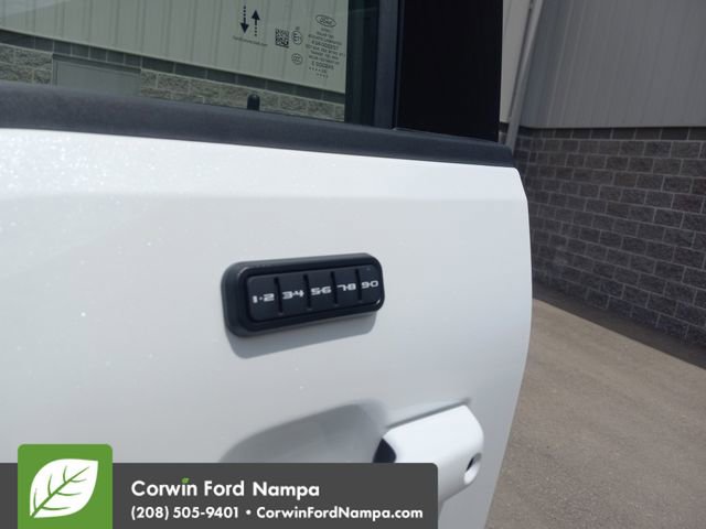 New 2025 Ford F350 Platinum w/ Tremor Off-Road Package image 39