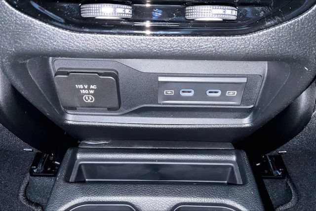 New 2026 Jeep Grand Cherokee L Limited w/ Limited Altitude Package AWD/4WD image 23