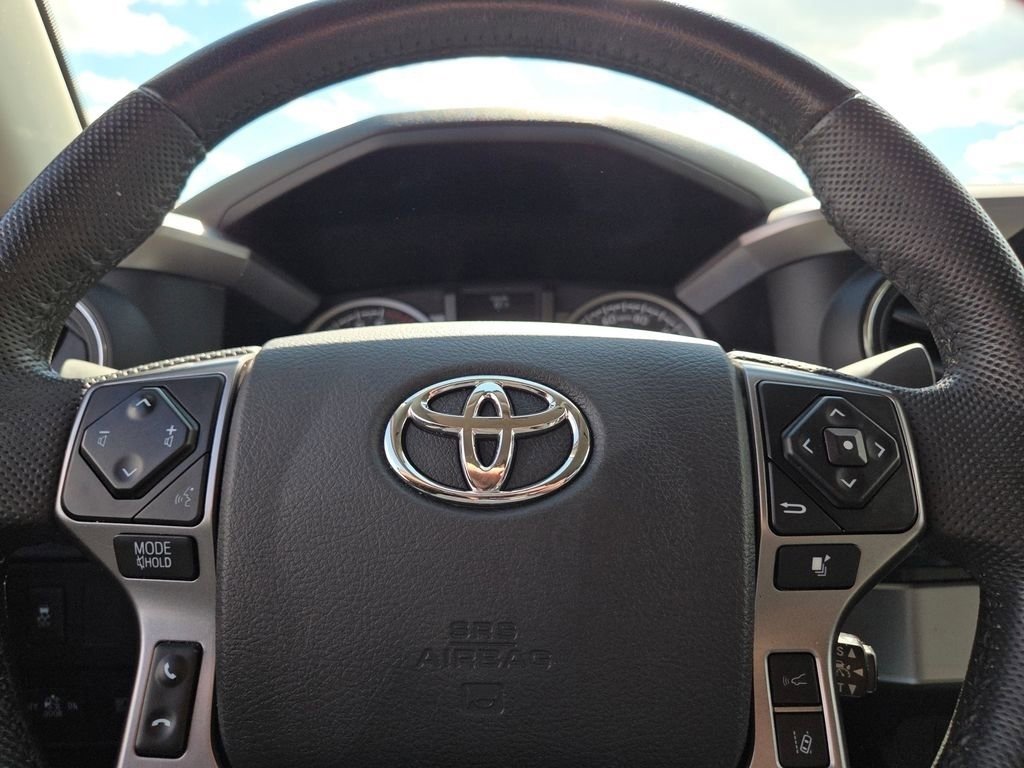 Used 2022 Toyota Tacoma SR5 w/ Technology Package image 31
