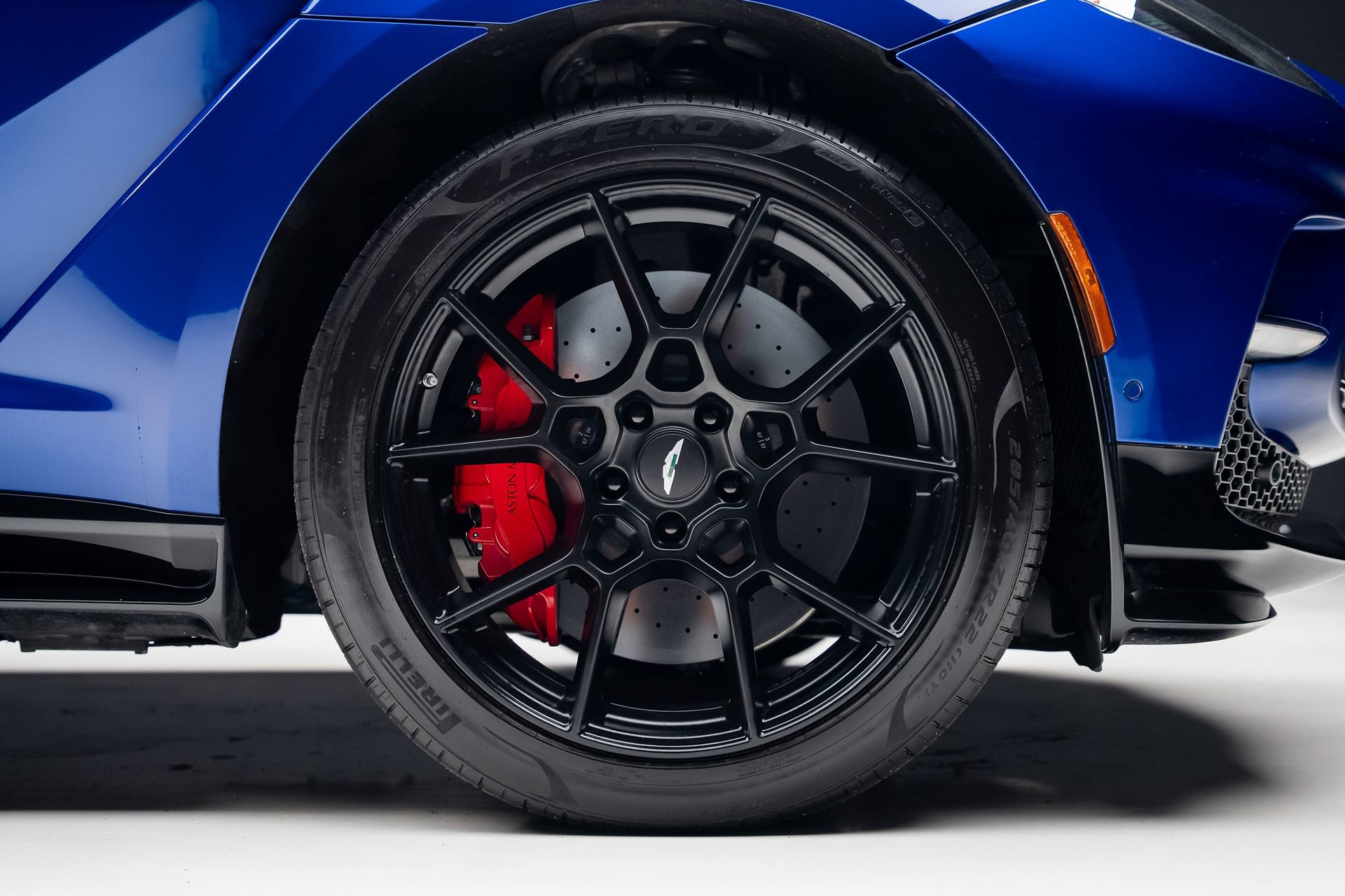 Used 2023 Aston Martin DBX 707 AWD/4WD image 41