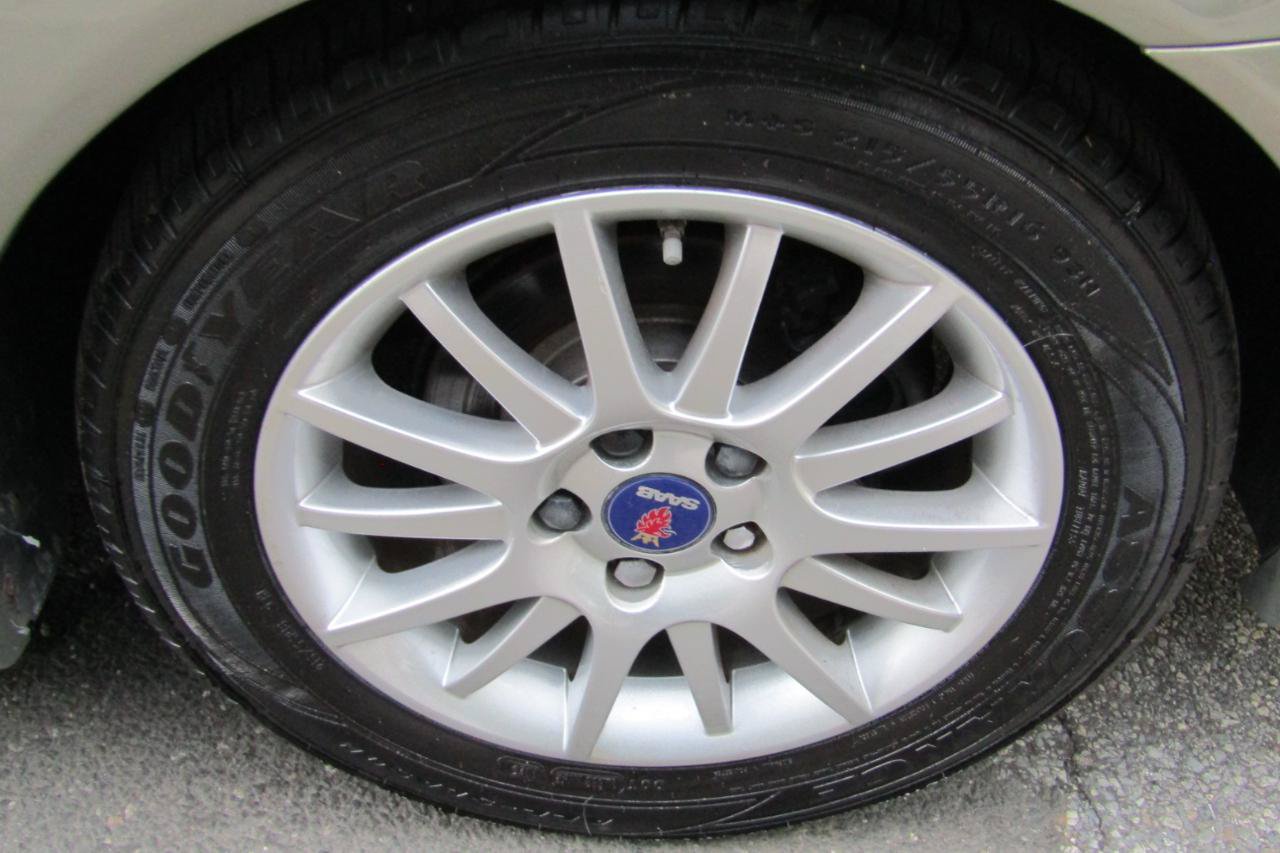 Used 2008 Saab 9-3 2.0T w/ Cold Weather Package FWD image 35