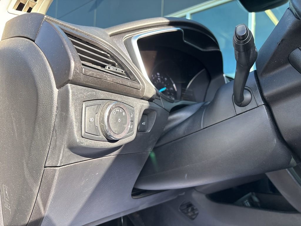 Used 2020 Ford Fusion Titanium FWD image 6