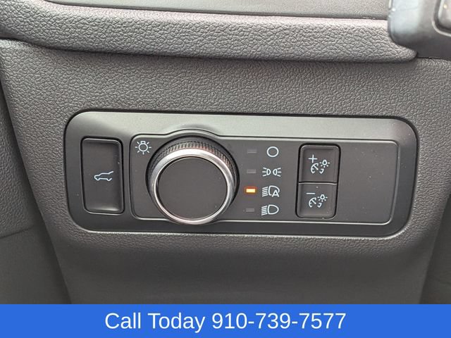 Used 2024 Ford Escape ST-Line w/ Tech Pack #1 FWD image 18