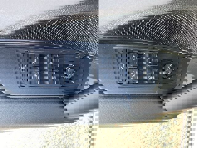 New 2026 Volkswagen Tiguan SE R-Line image 23