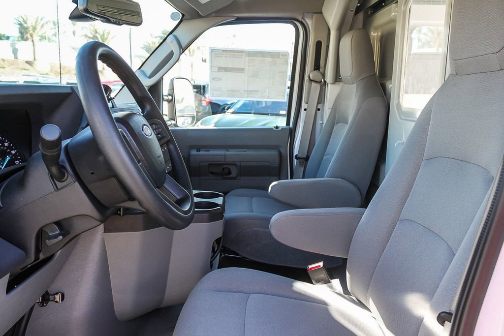 New 2026 Ford E-350 and Econoline 350 Super Duty w/ Power Equipment Group image 22