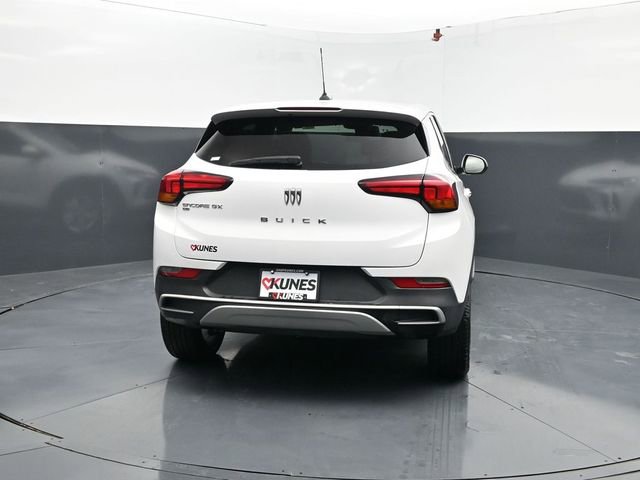 Used 2025 Buick Encore GX Preferred AWD/4WD image 8
