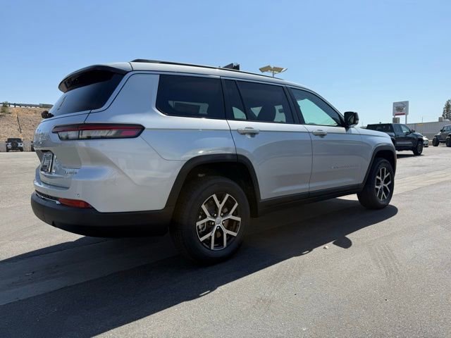 New 2025 Jeep Grand Cherokee L Limited w/ Trailer Tow Package image 6