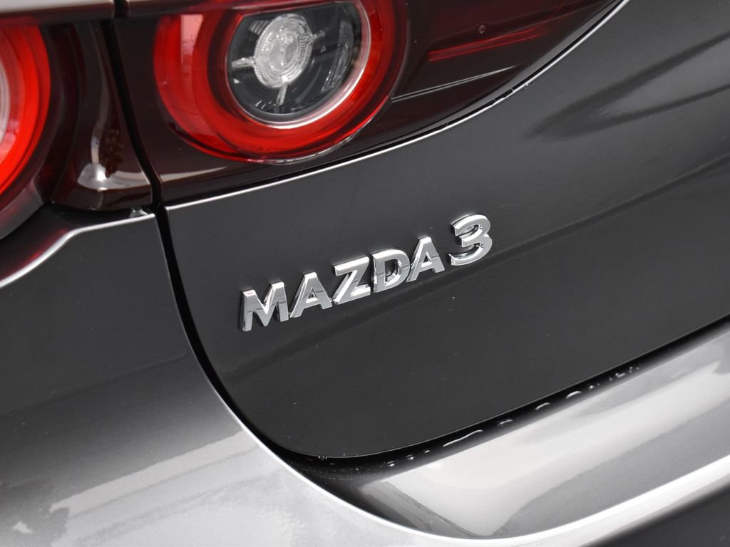 Used 2023 MAZDA MAZDA3 s image 9