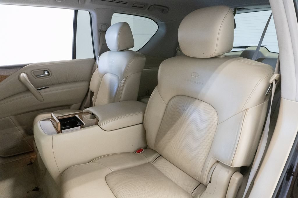 Used 2011 INFINITI QX56 4WD w/ Theater Pkg image 22