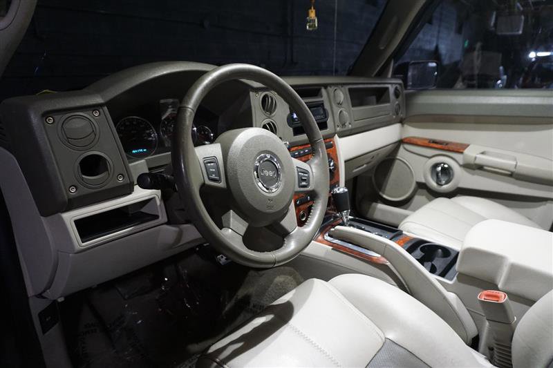 Used 2006 Jeep Commander Limited image 10