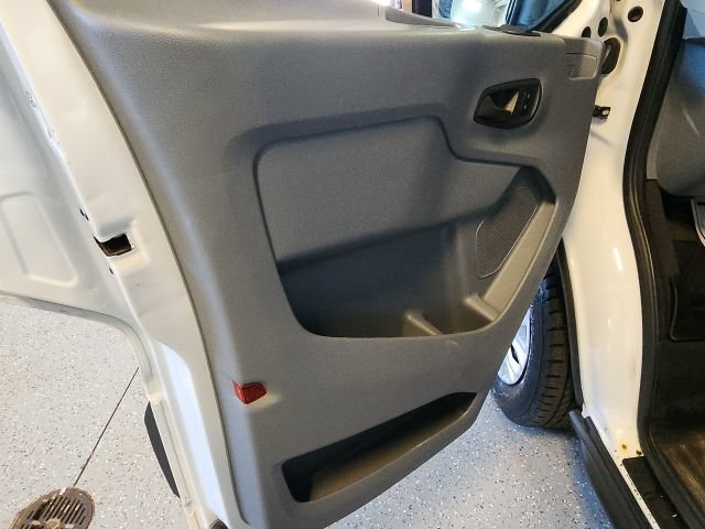 Used 2018 Ford Transit 350 XLT RWD image 15
