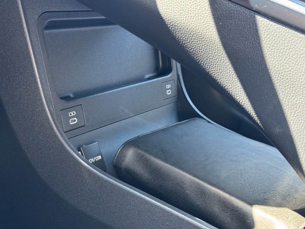 Certified 2023 Subaru Solterra AWD image 16
