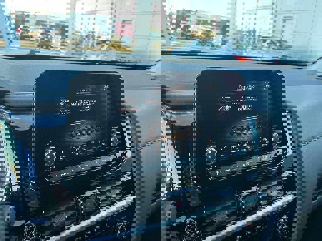 Used 2024 Nissan Pathfinder SV image 28