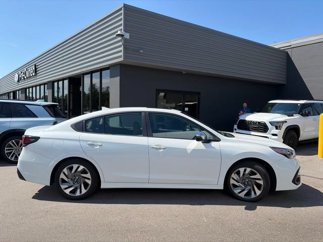 Used 2024 Subaru Legacy Touring XT AWD/4WD image 2