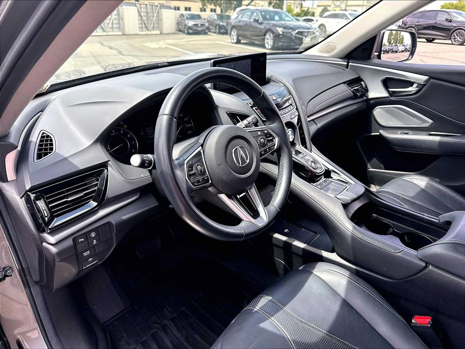 Used 2024 Acura RDX SH-AWD w/ Technology Package image 16