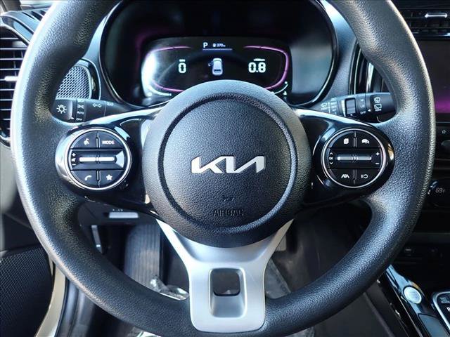 Used 2023 Kia Soul S FWD image 13