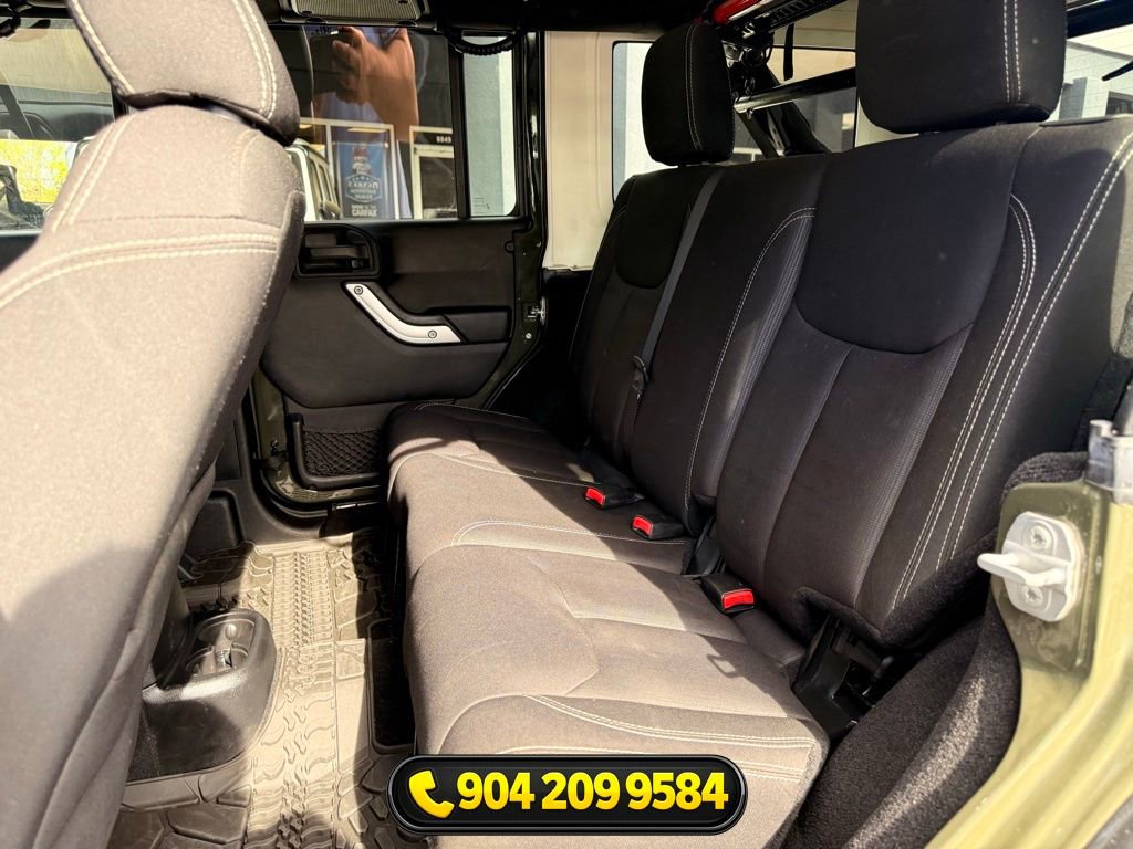 Used 2015 Jeep Wrangler Unlimited Rubicon w/ Dual Top Group AWD/4WD image 24