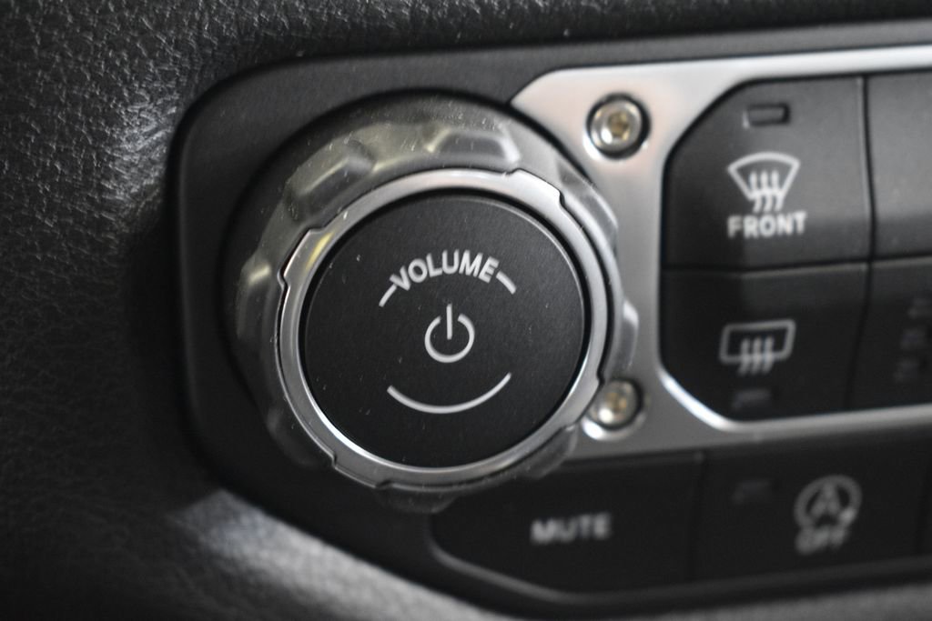 New 2025 Jeep Gladiator Sport image 35