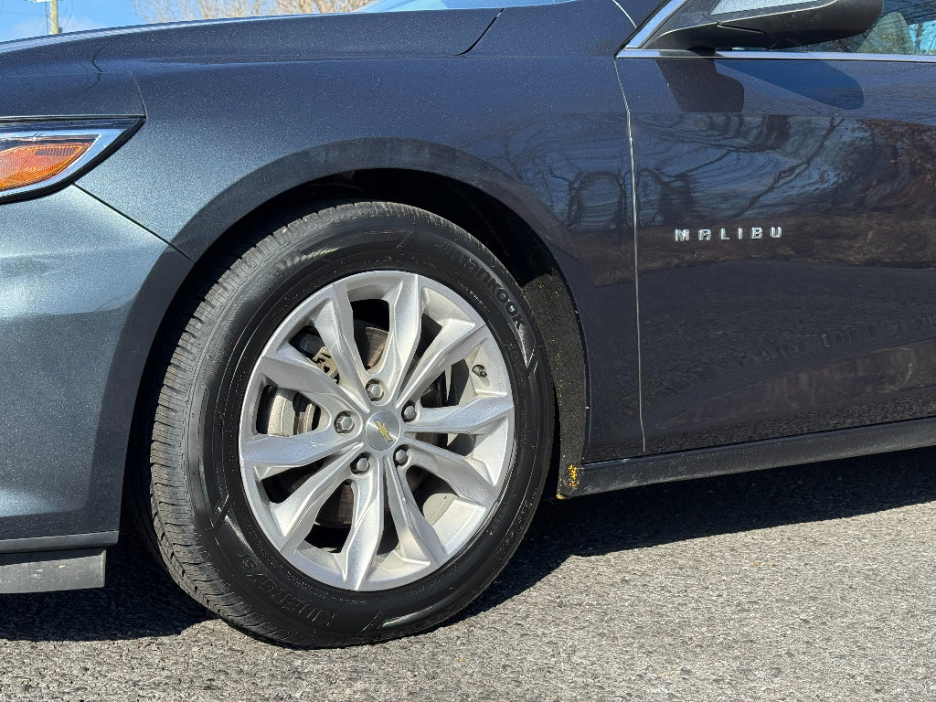 Used 2019 Chevrolet Malibu LT image 14