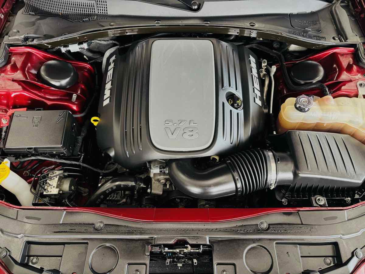 Used 2020 Chrysler 300 S w/ 300S Premium Group 2 RWD image 19