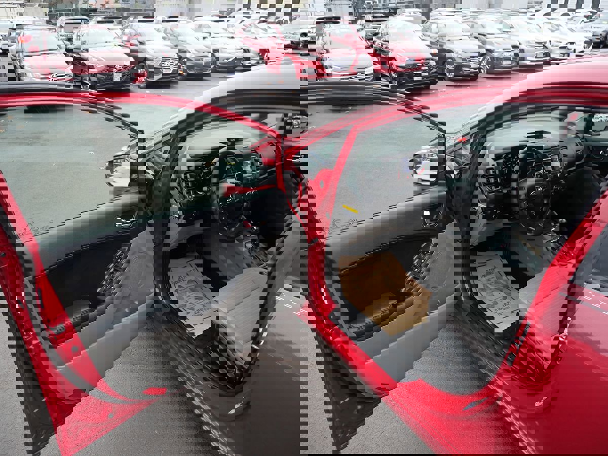 Used 2016 Kia Forte LX w/ LX Popular Plus Package image 16