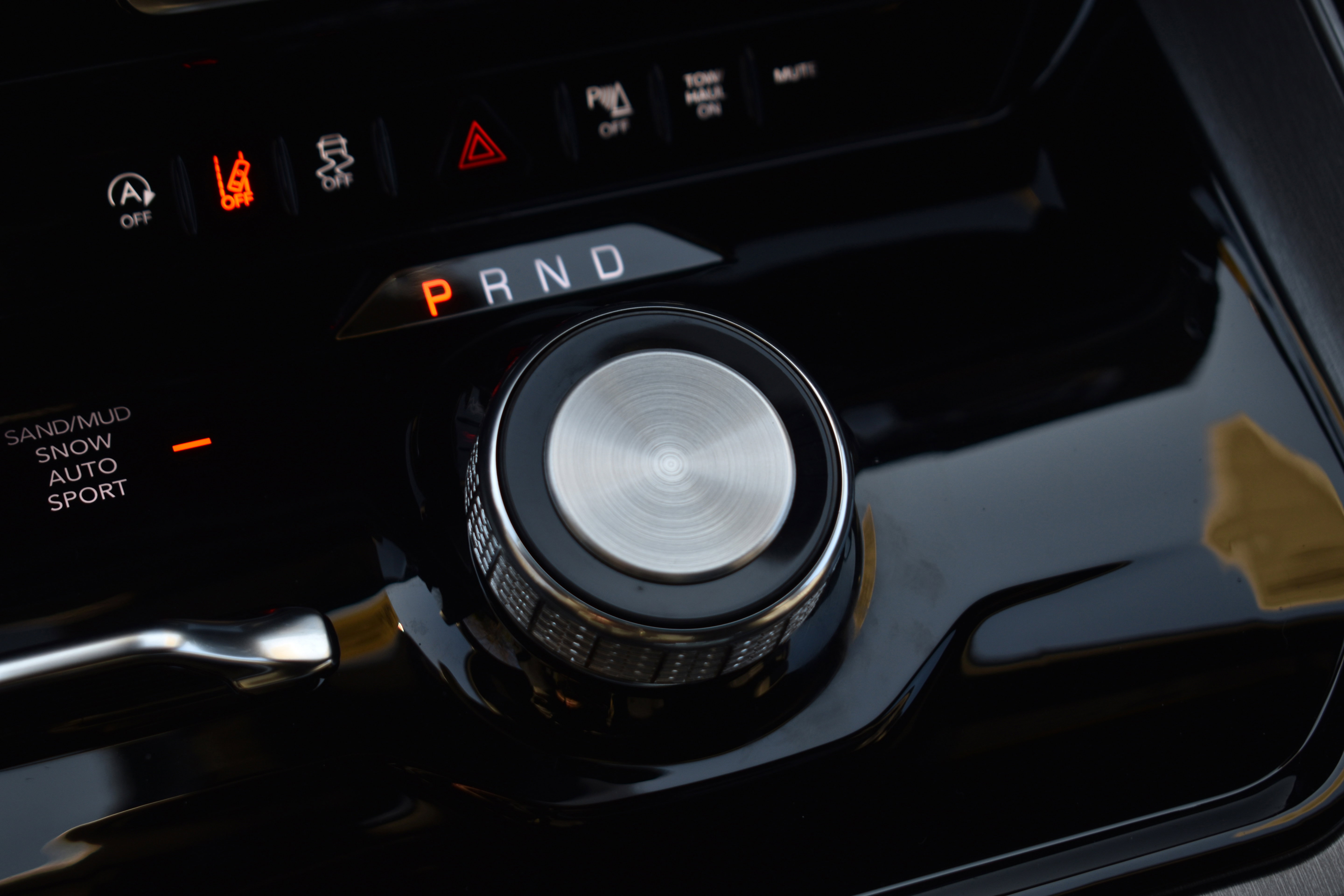 Used 2025 Jeep Wagoneer L Series II w/ Premium Group I image 33