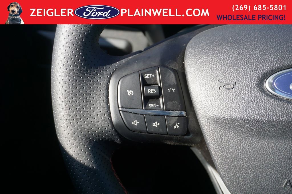 Used 2025 Ford Escape ST-Line image 22