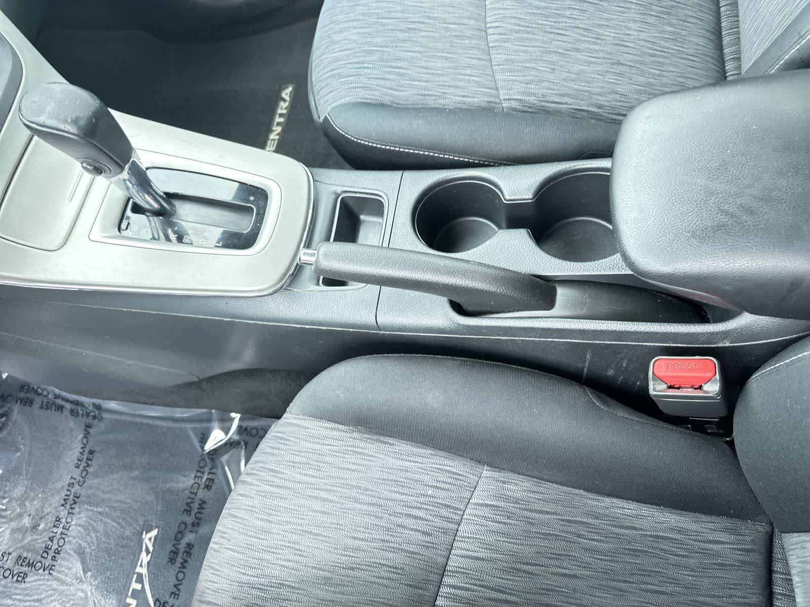 Used 2015 Nissan Sentra SV FWD image 19