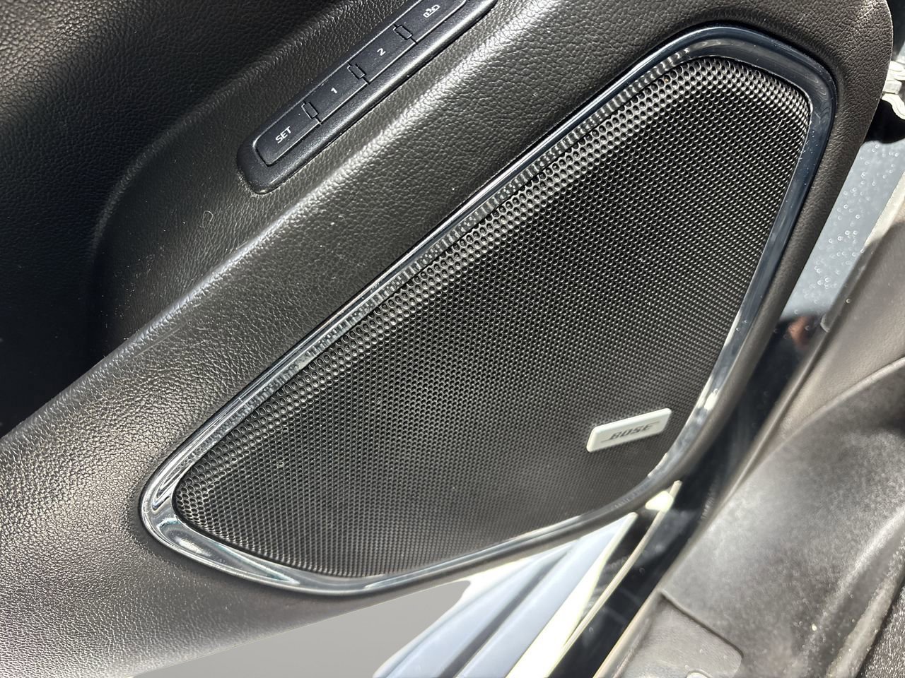 Used 2019 Chevrolet Suburban Premier RWD image 18