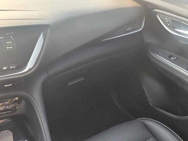 Used 2023 Buick Envision Essence FWD image 18