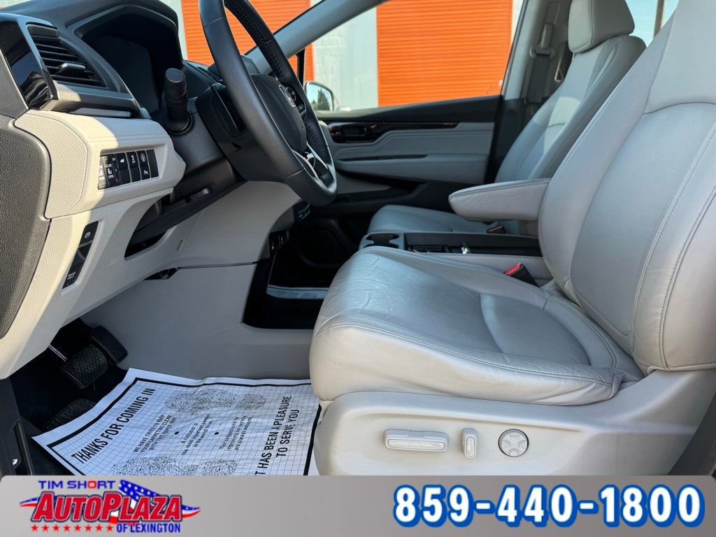Used 2024 Honda Odyssey Touring image 32