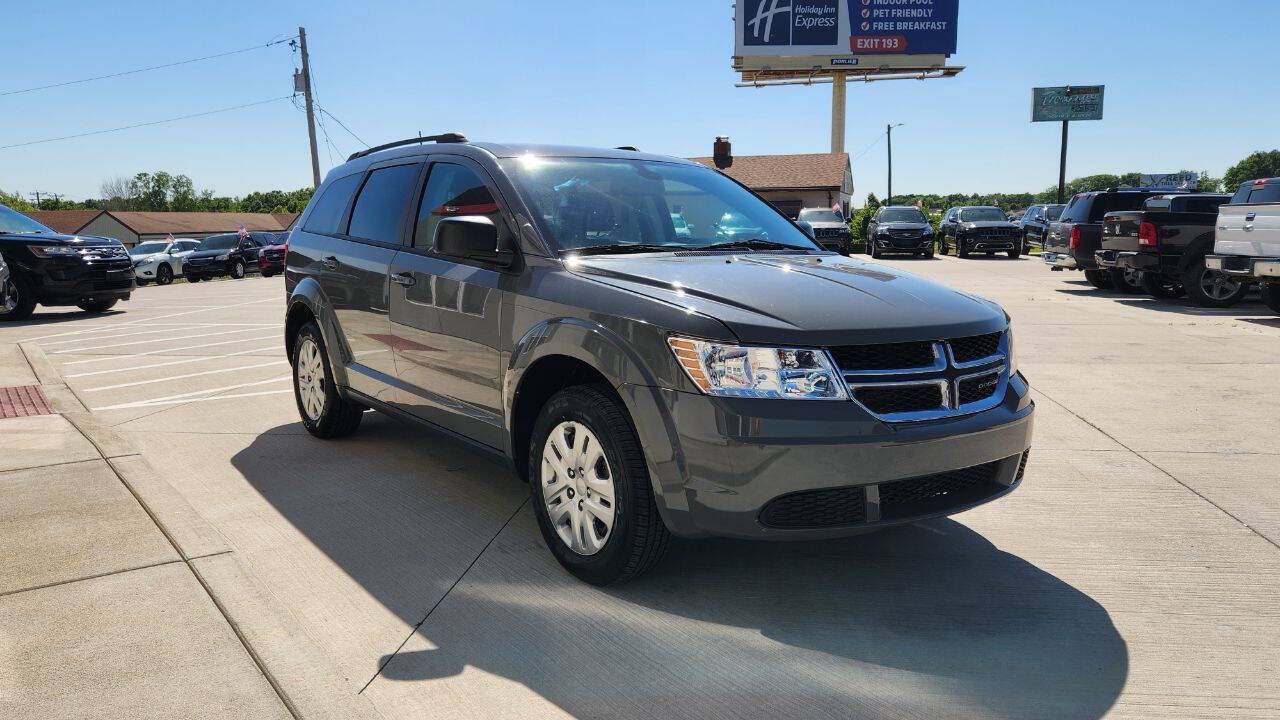 Used 2019 Dodge Journey SE FWD image 8