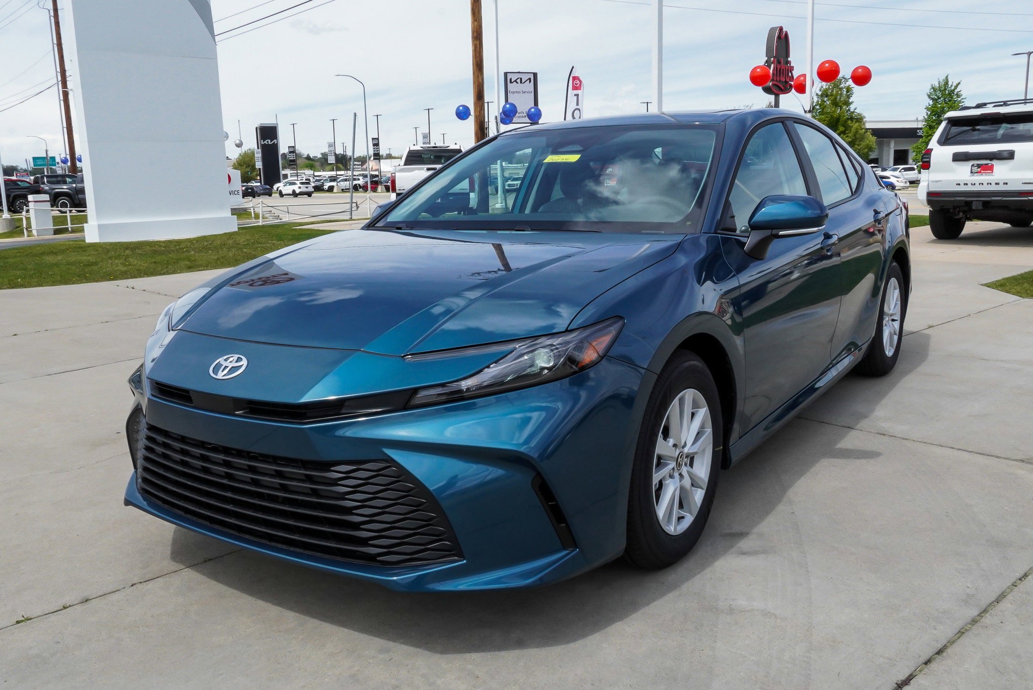 New 2026 Toyota Camry LE w/ Convenience Package FWD image 4